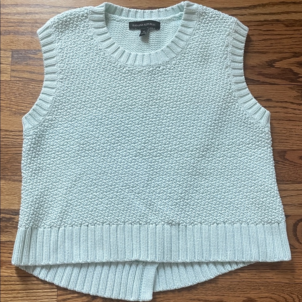 Banana Republic Light Green Knit Sweater Vest Pullover Cropped